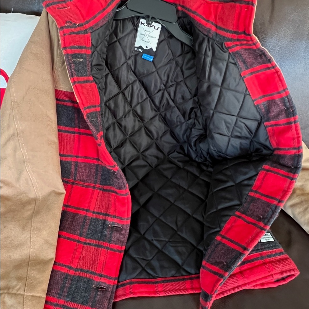 KAVU Women’s Medium Red and Tan Plaid Jacket (NWOT) - Picture 5 of 7
